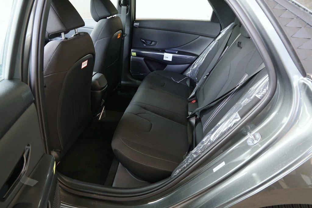 New 2026 Amazon Gray Hyundai SEL Sport Premium image 37