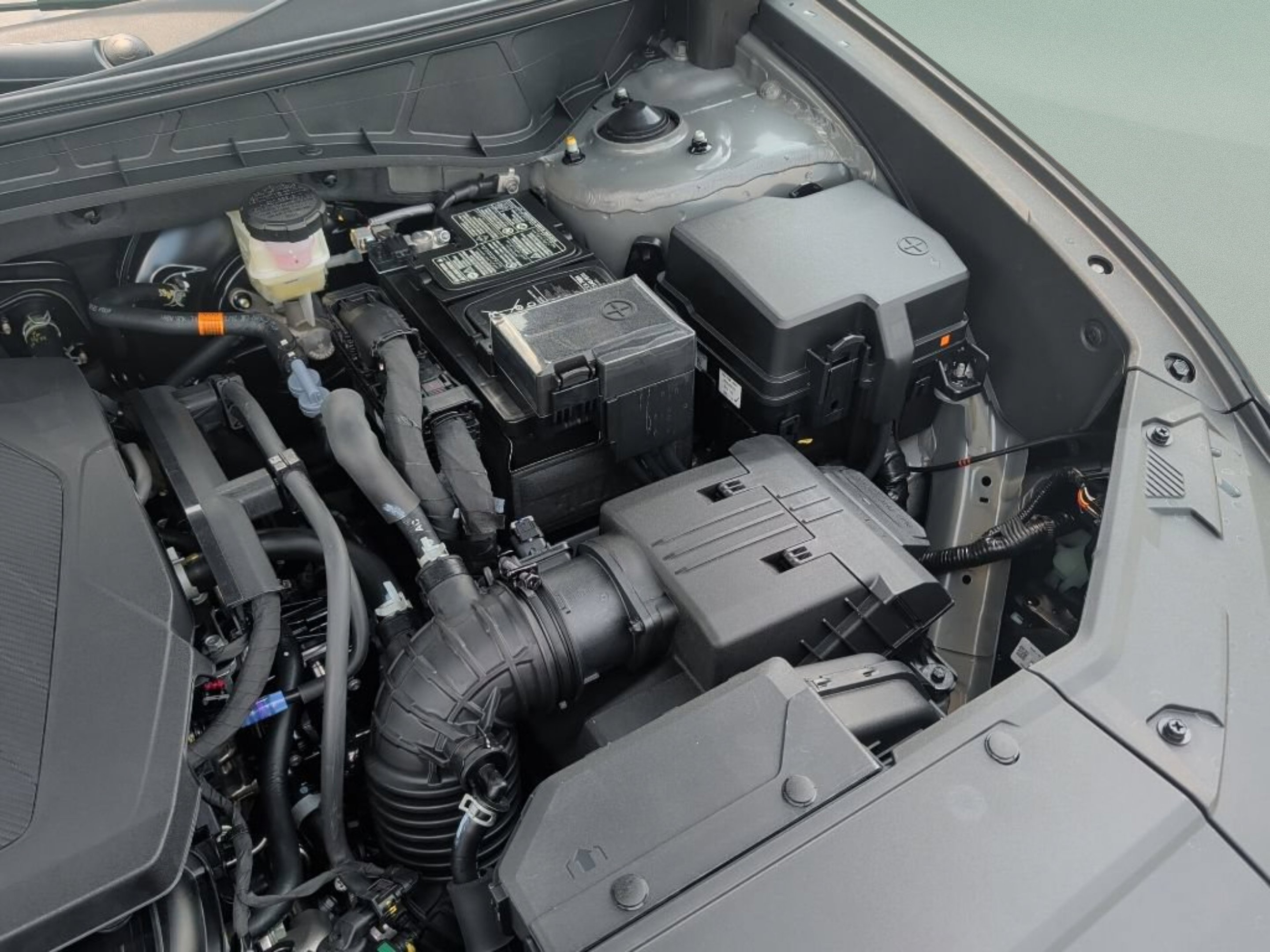 New 2026 Hampton Gray Hyundai SEL Plus image 11