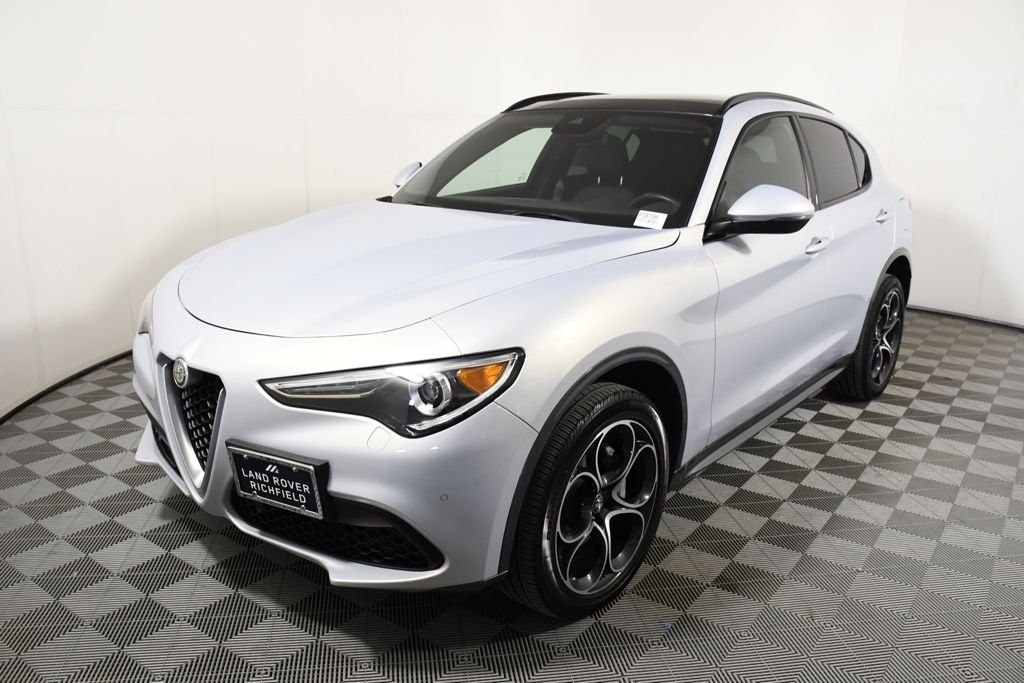 2023 Alfa Romeo Stelvio Ti