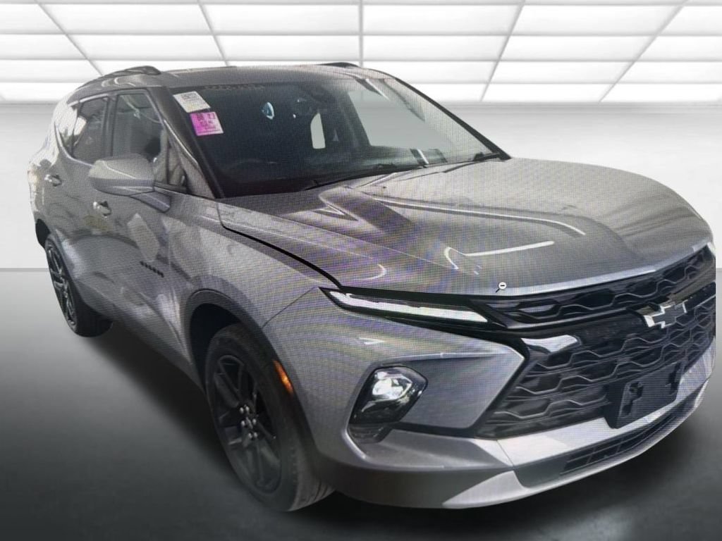 Used 2023 STERLING GRAY METALLIC Chevrolet LT image 1