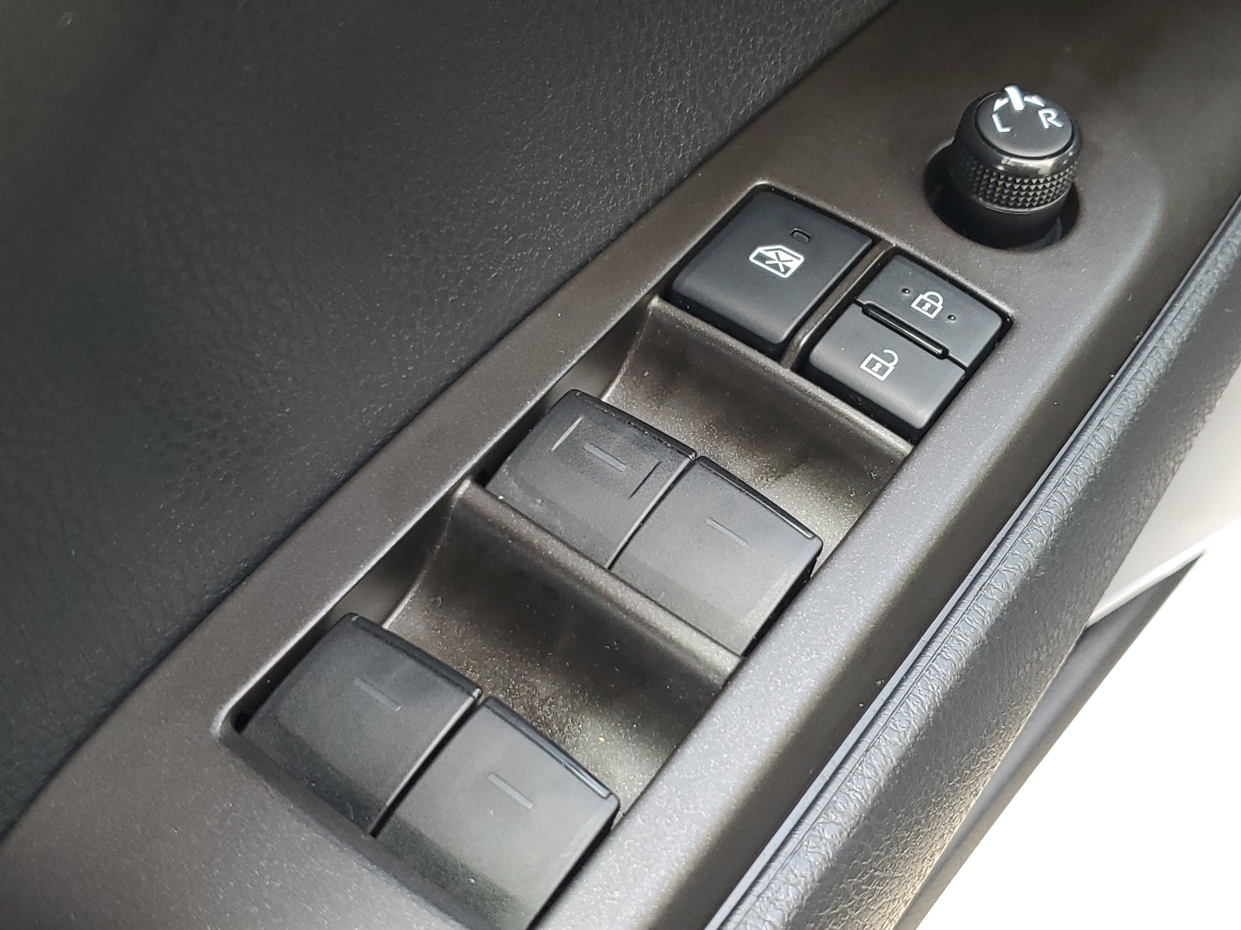 Used 2022 Midnight Black Metallic Toyota SE image 19
