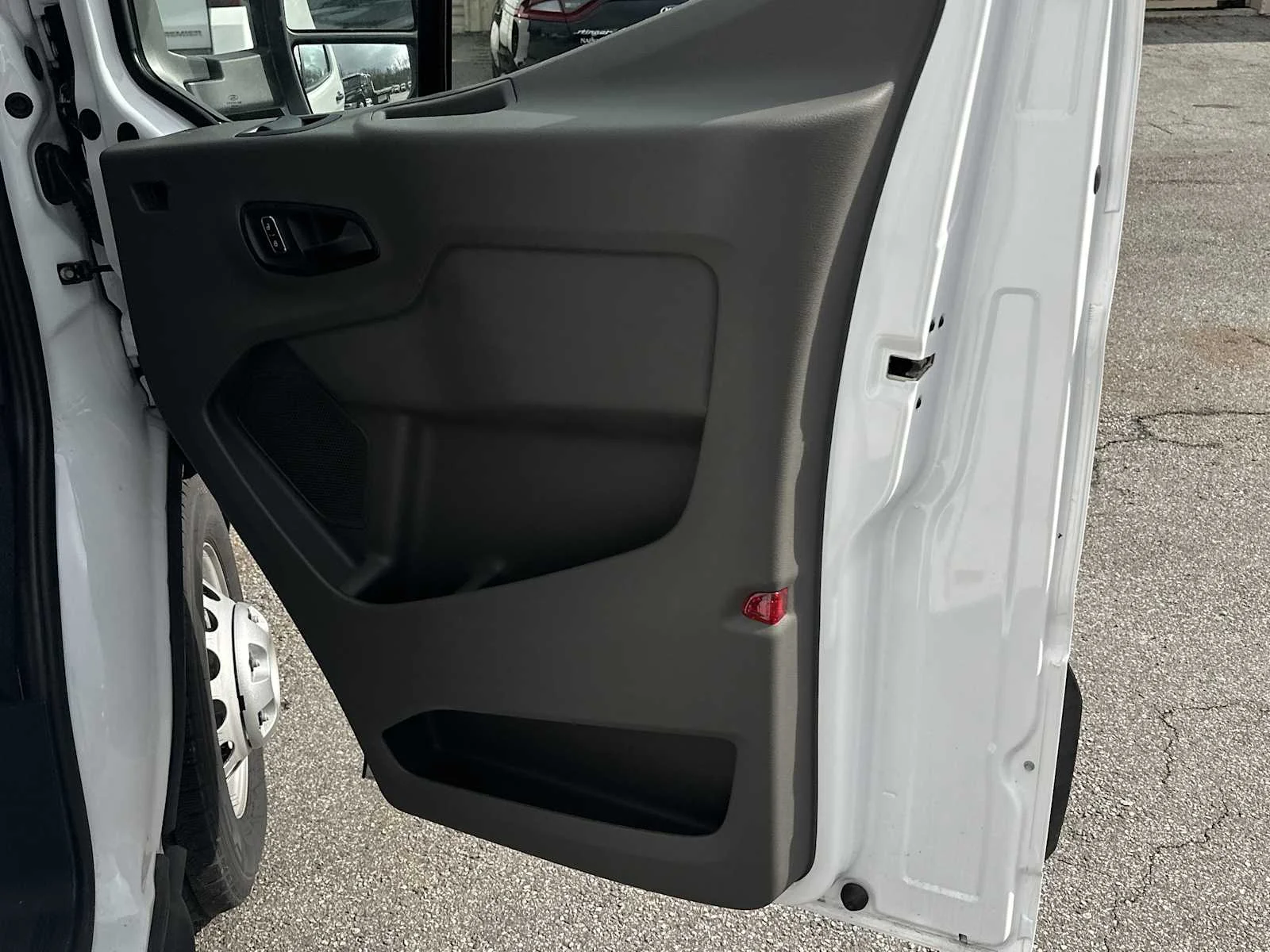 2024 Ford Transit Cutaway Base - Photo 16
