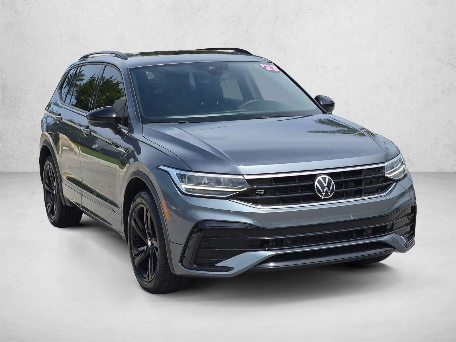 Used 2023 Platinum Gray Metallic Volkswagen SE R-Line Black image 3