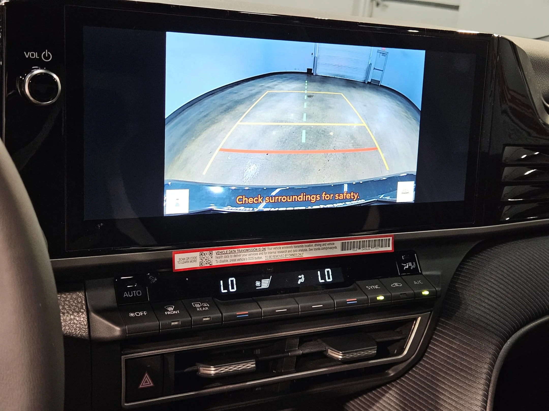 2026 Toyota Camry SE - Photo 33