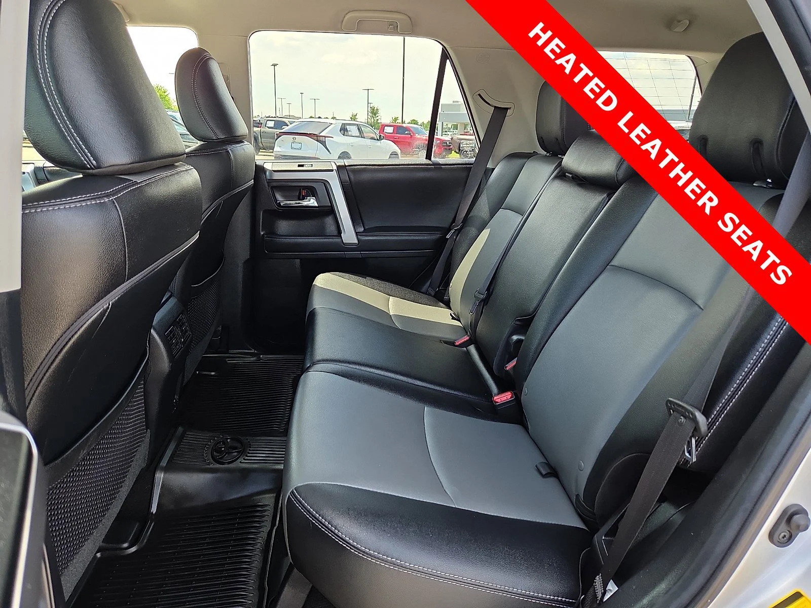 Used 2022 Classic Silver Metallic Toyota SR5 Premium image 10