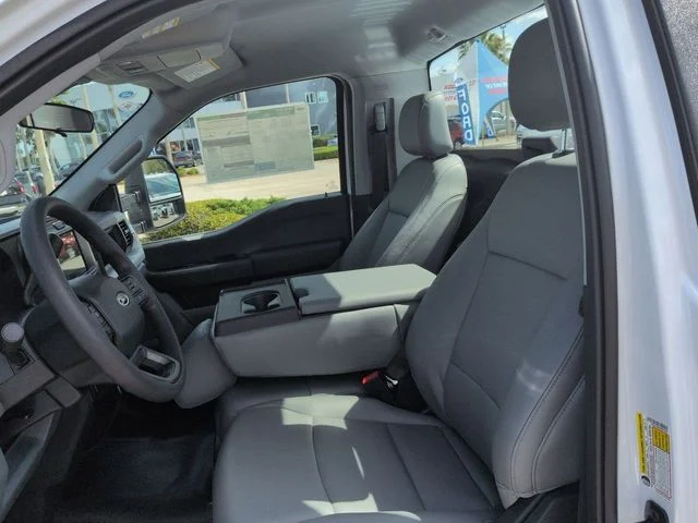 New 2026 Oxford White Ford F-250® XL image 14