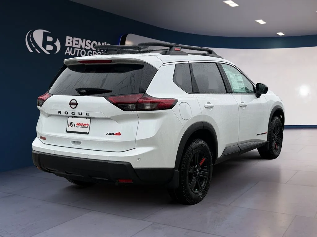 New 2026 Everest White Pearl TriCoat Nissan Rock Creek® image 5