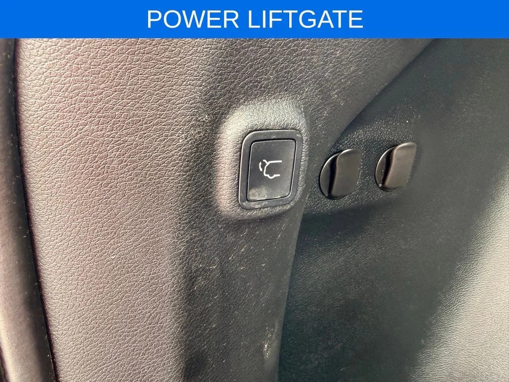 Used 2020 Blue Jeep Limited image 4