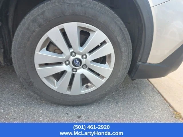 Used 2018 Tungsten Metallic Subaru 2.5i Premium image 6