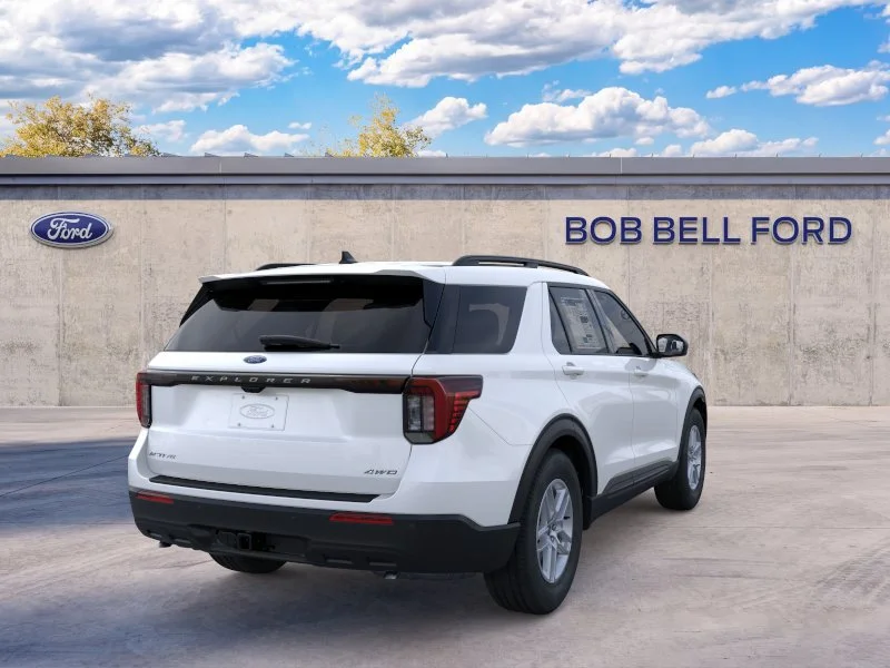 New 2026 Star White Metallic Tri-Coat Ford Active image 8