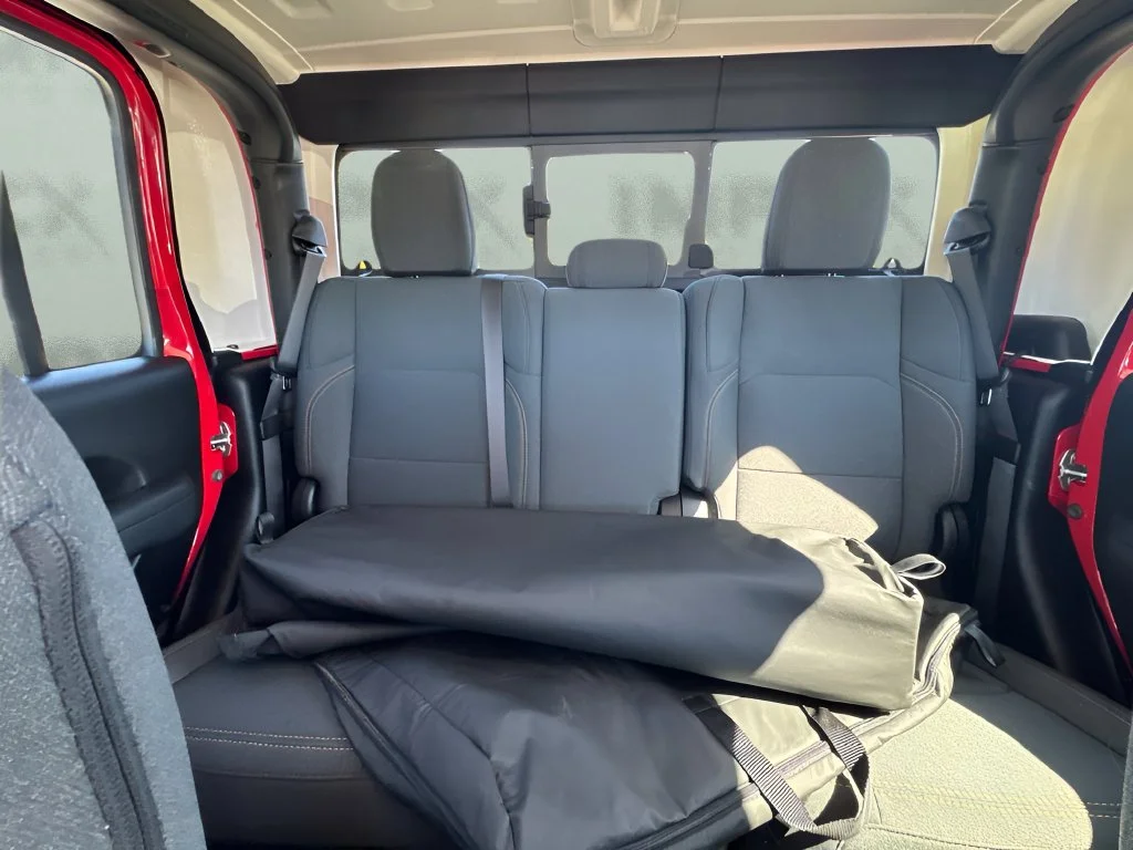 Used 2024 Red Jeep Sport S image 10