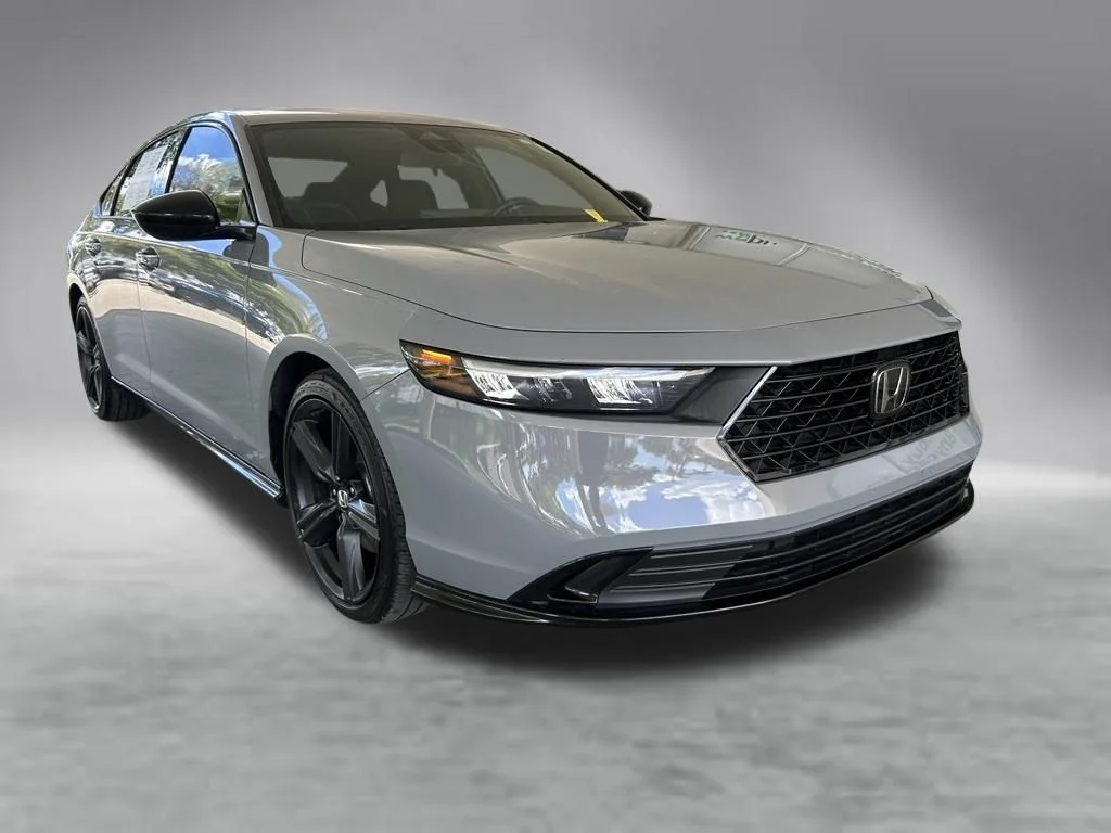 Used 2024 Silver Honda Sport-L image 2