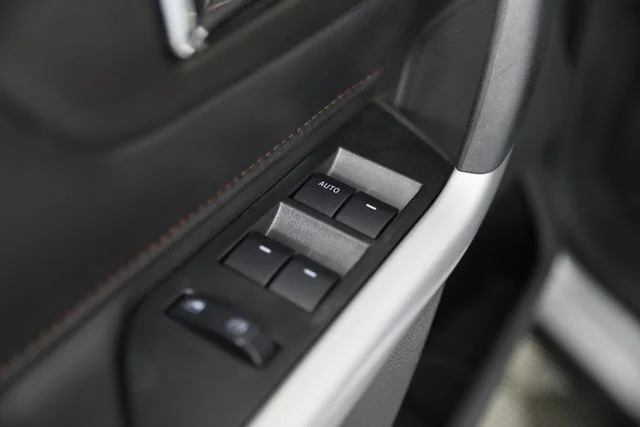 Used 2014 Silver Ford SEL image 15
