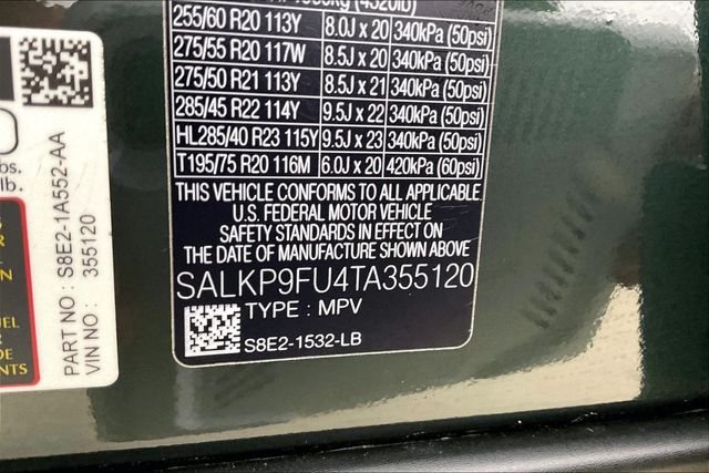 New 2026 Belgravia Green Land Rover SE image 8