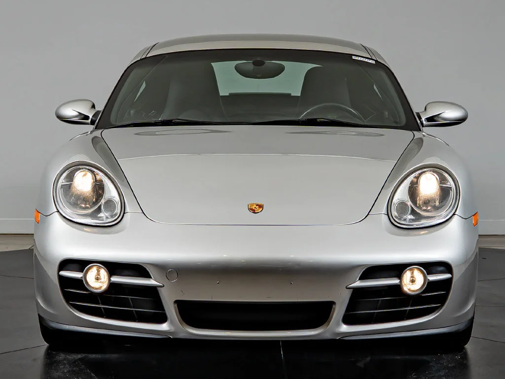 Used 2007 Arctic Silver Metallic Porsche  image 10