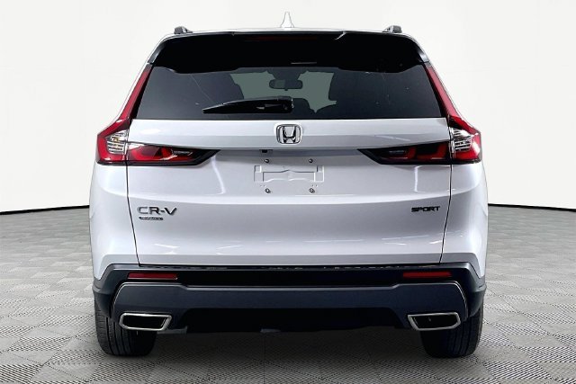 Used 2025 White Honda Sport image 5