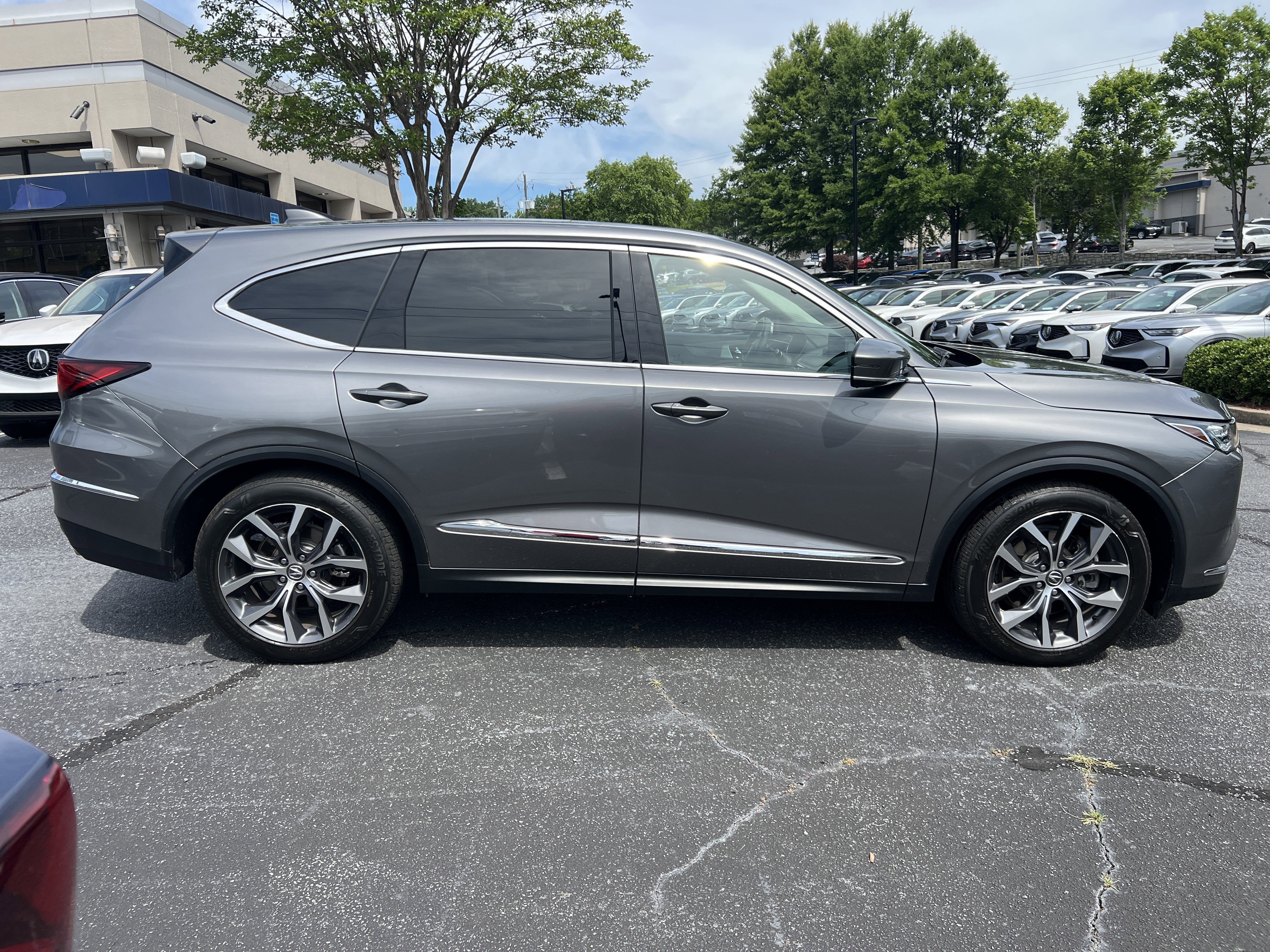 Used 2023 Liquid Carbon Metallic Acura w/Technology Package image 6