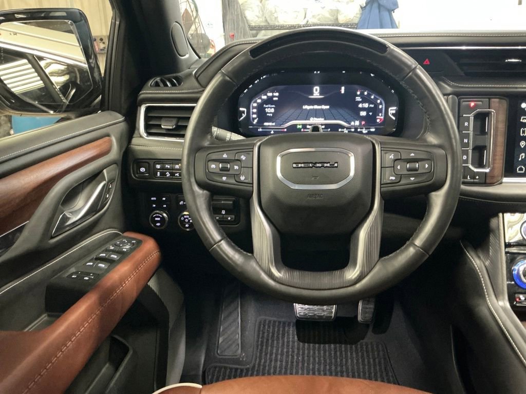 2024 GMC Yukon Denali Ultimate - Photo 18
