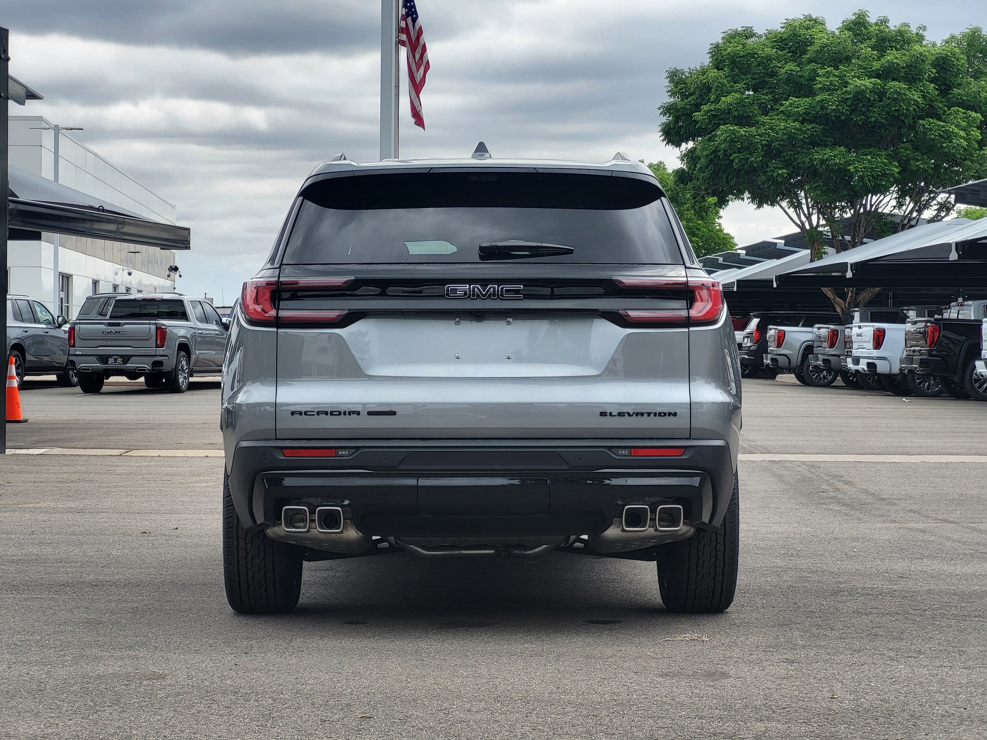 New 2026 Sterling Metallic GMC Elevation image 6
