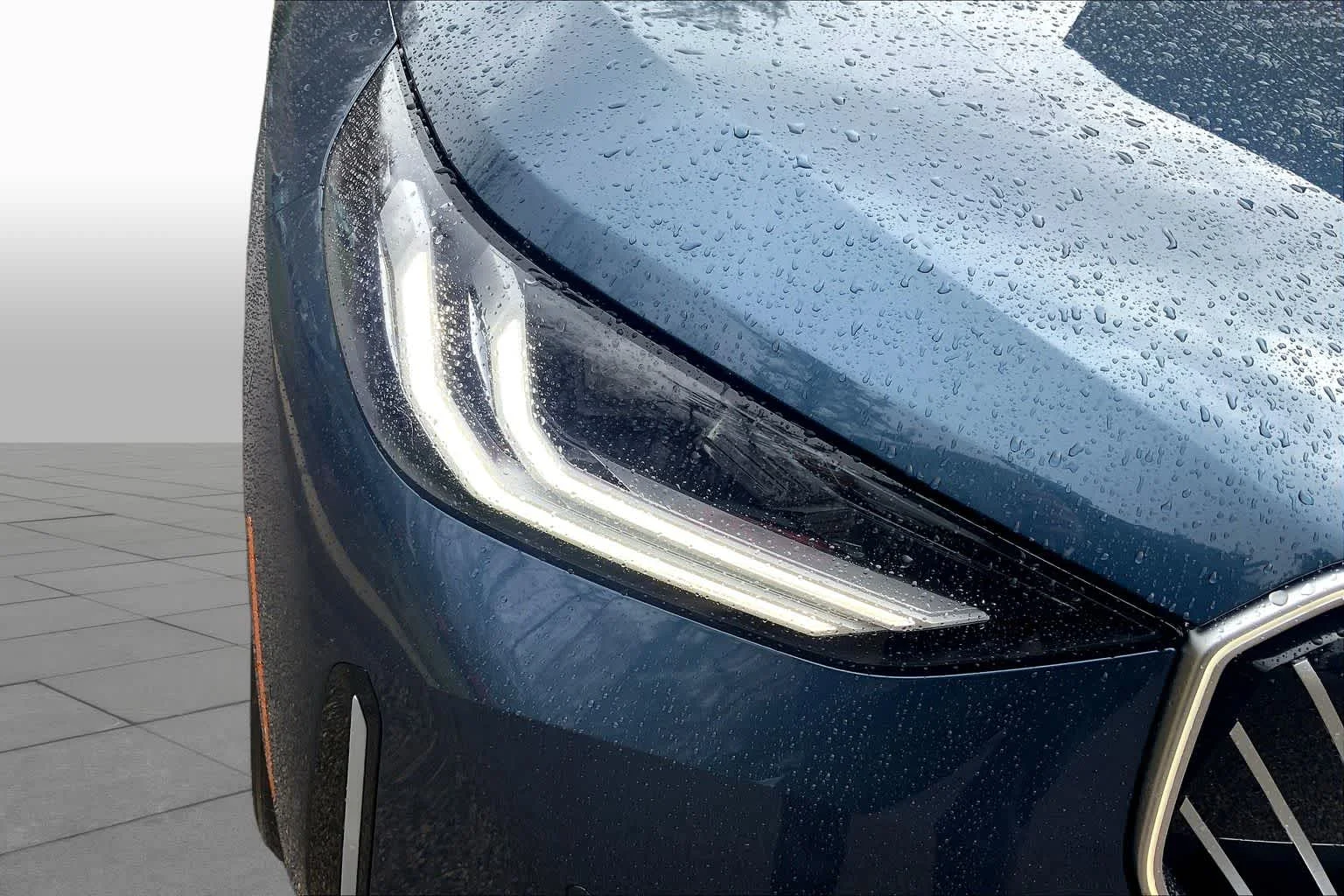 New 2026 Arctic Race Blue metallic BMW 30 xDrive image 13