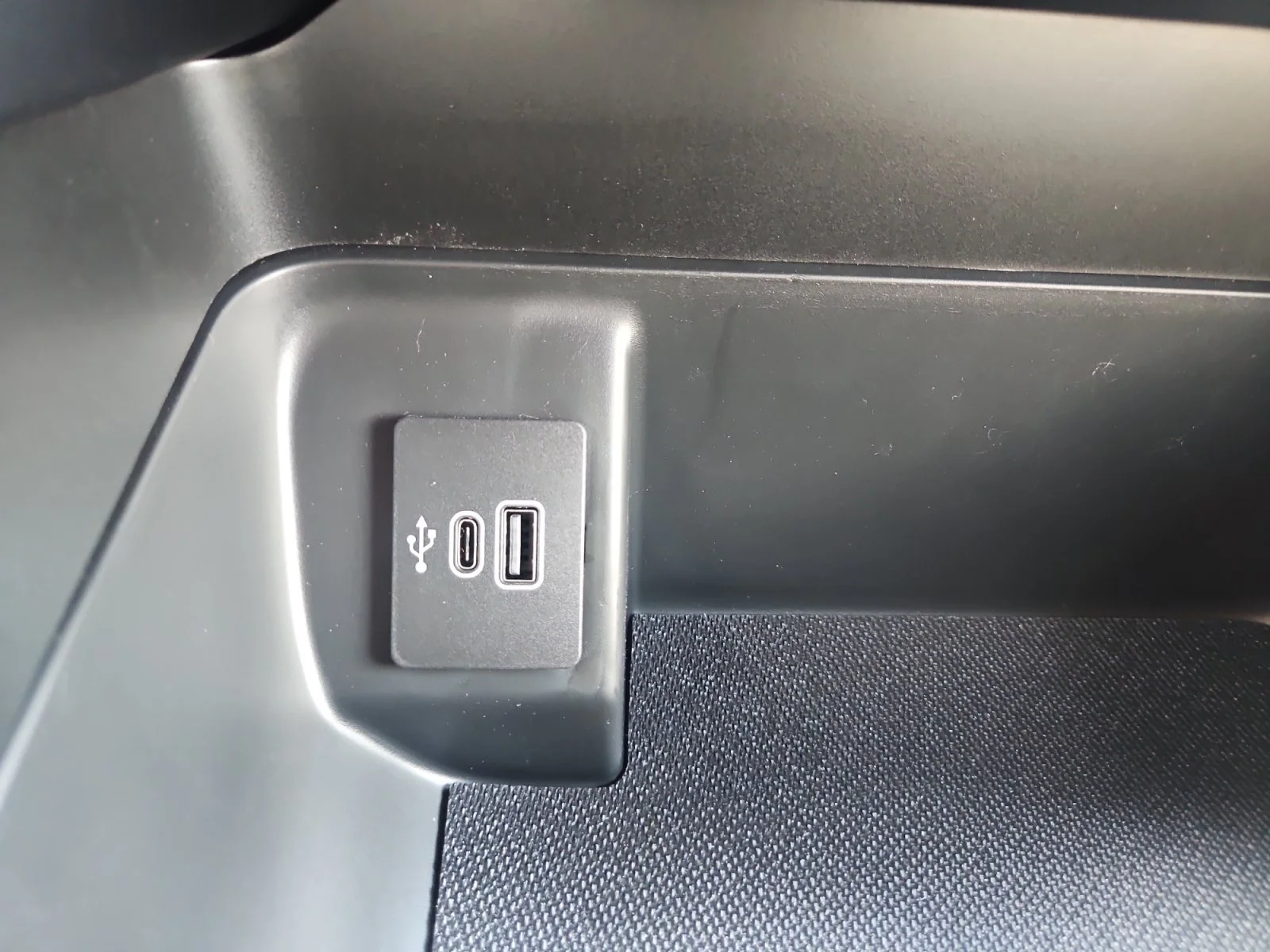 New 2026 Black Metallic Ford XLT image 18