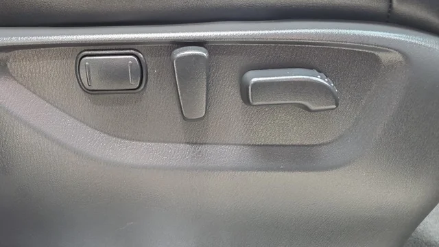 Used 2024 Anthracite Gray INFINITI Luxe image 22