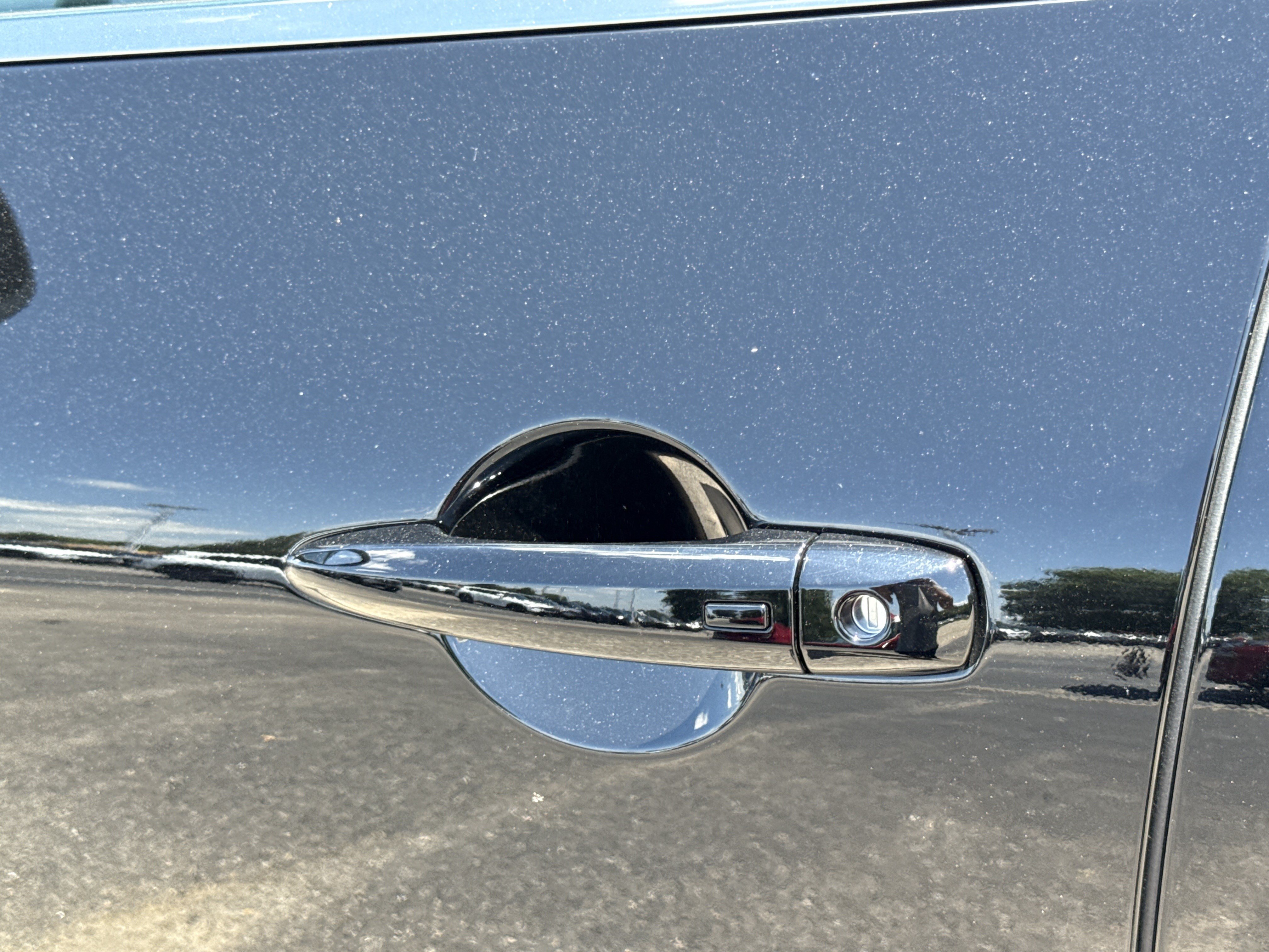 New 2026 Super Black Nissan Platinum image 35