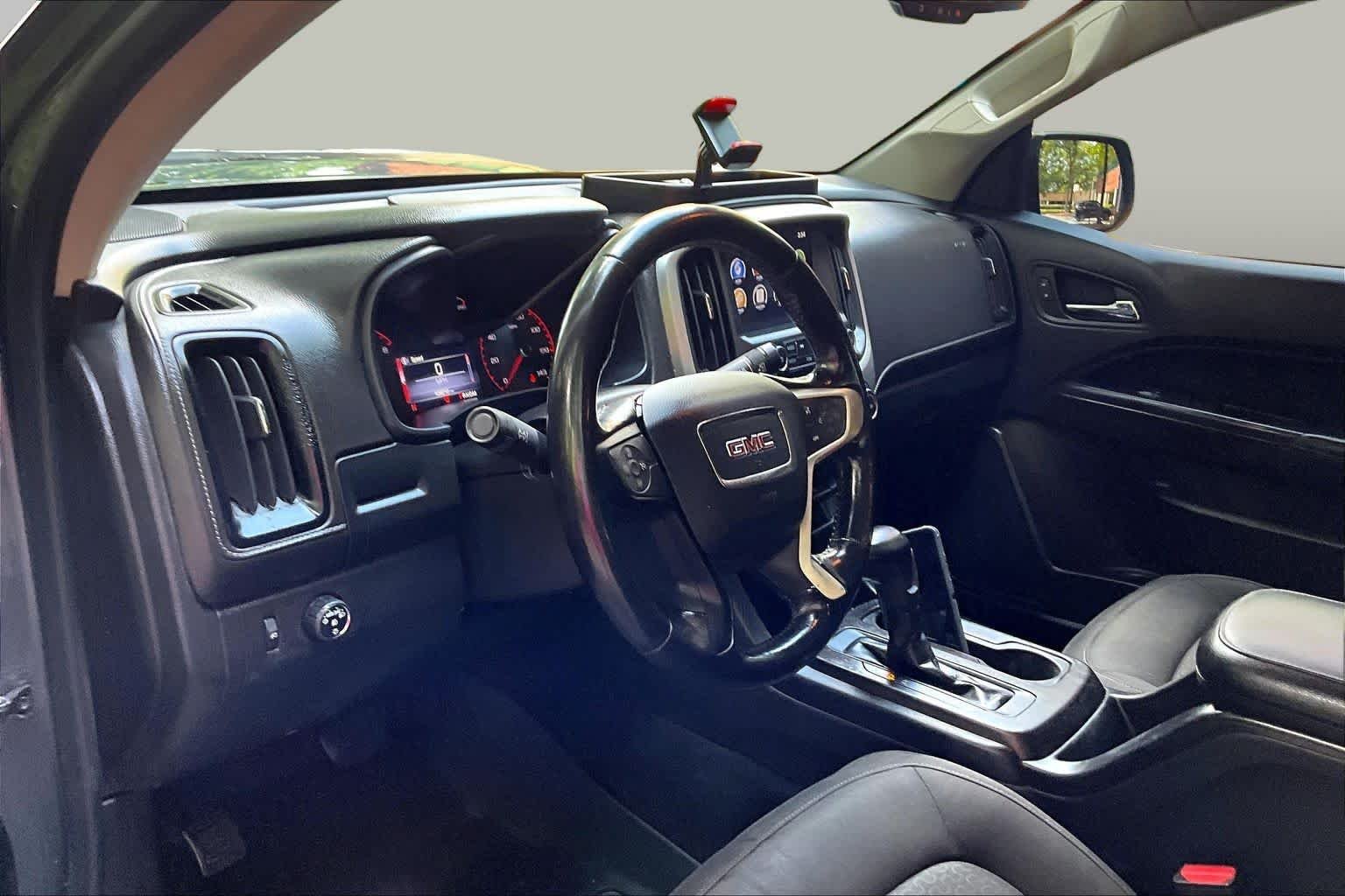 Used 2016 Cyber Gray Metallic GMC 2WD SLE image 17