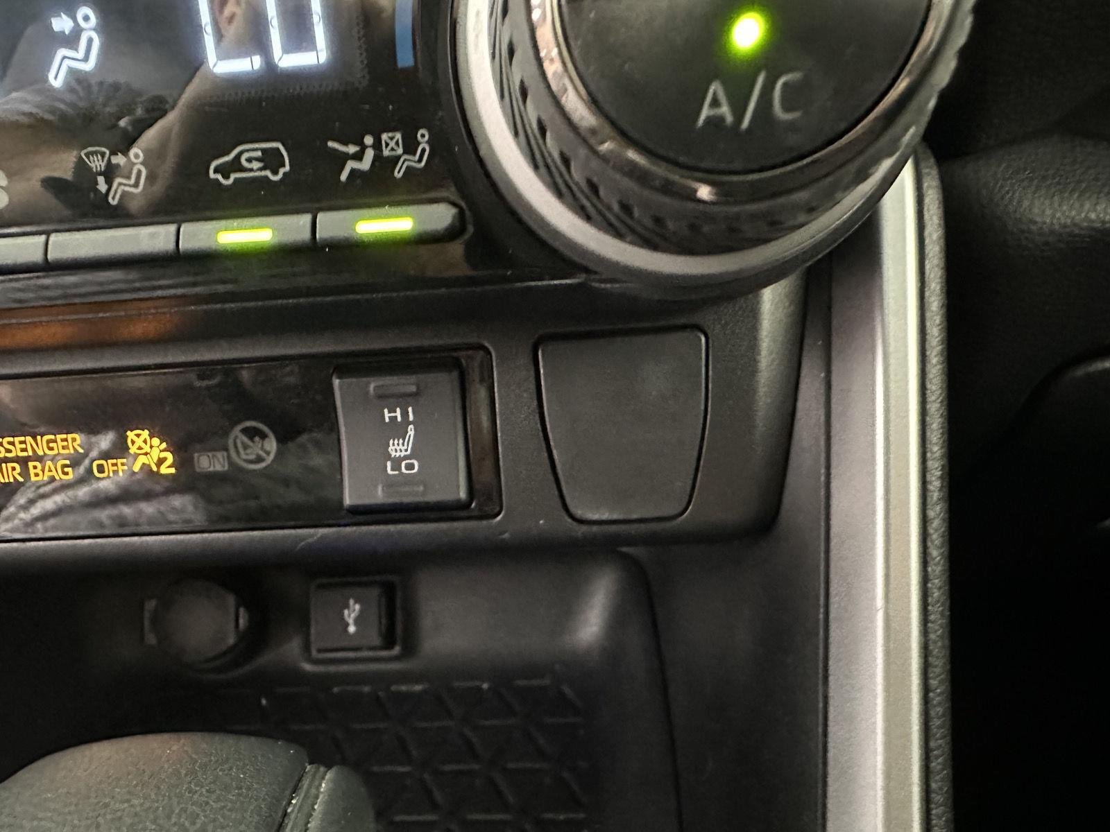Certified Used 2022 Midnight Black Metallic Toyota XLE image 5