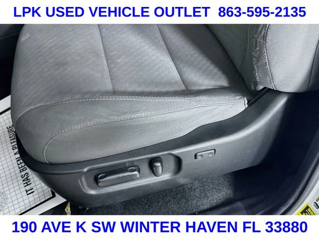 Certified Used 2022 White Toyota SR5 image 18