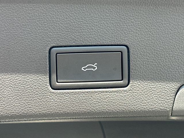 New 2026 Gray Volkswagen SE w/Technology image 19