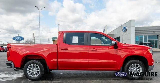 Used 2023 Red Chevrolet LT image 5