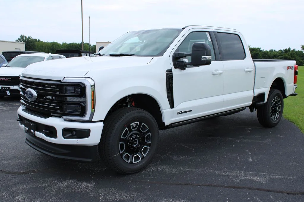 New 2026 Star White Metallic Tri-Coat Ford F-250® Platinum® image 3