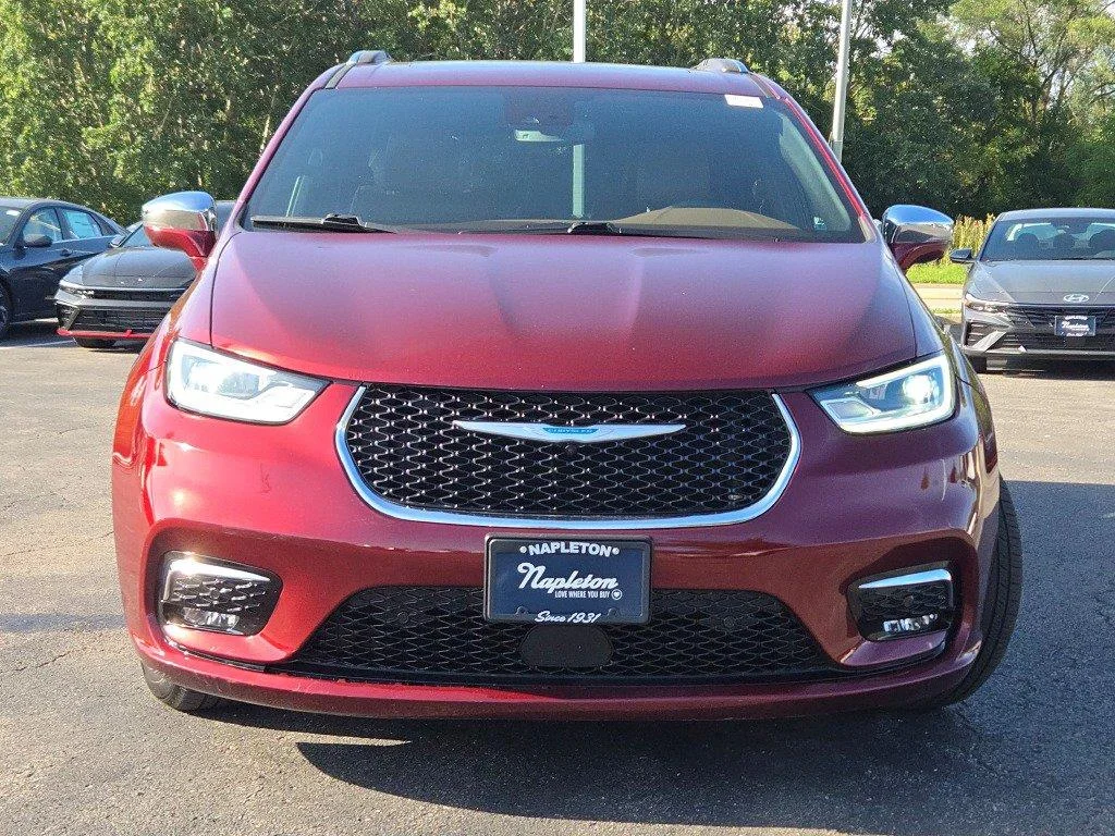 Used 2021 Velvet Red Pearlcoat Chrysler Hybrid Limited image 2