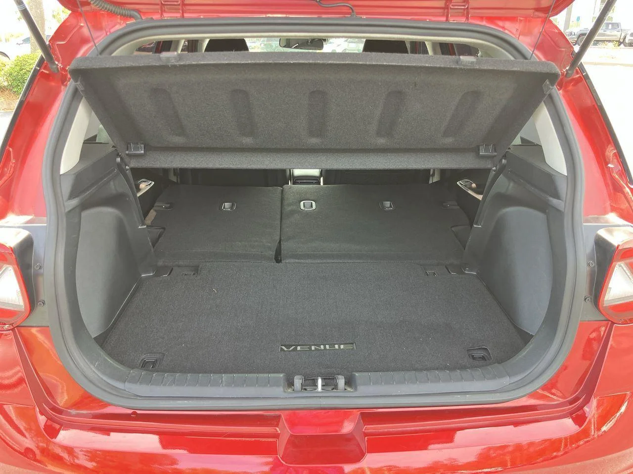 Used 2024 Red (Ultimate Red) Hyundai SEL image 26