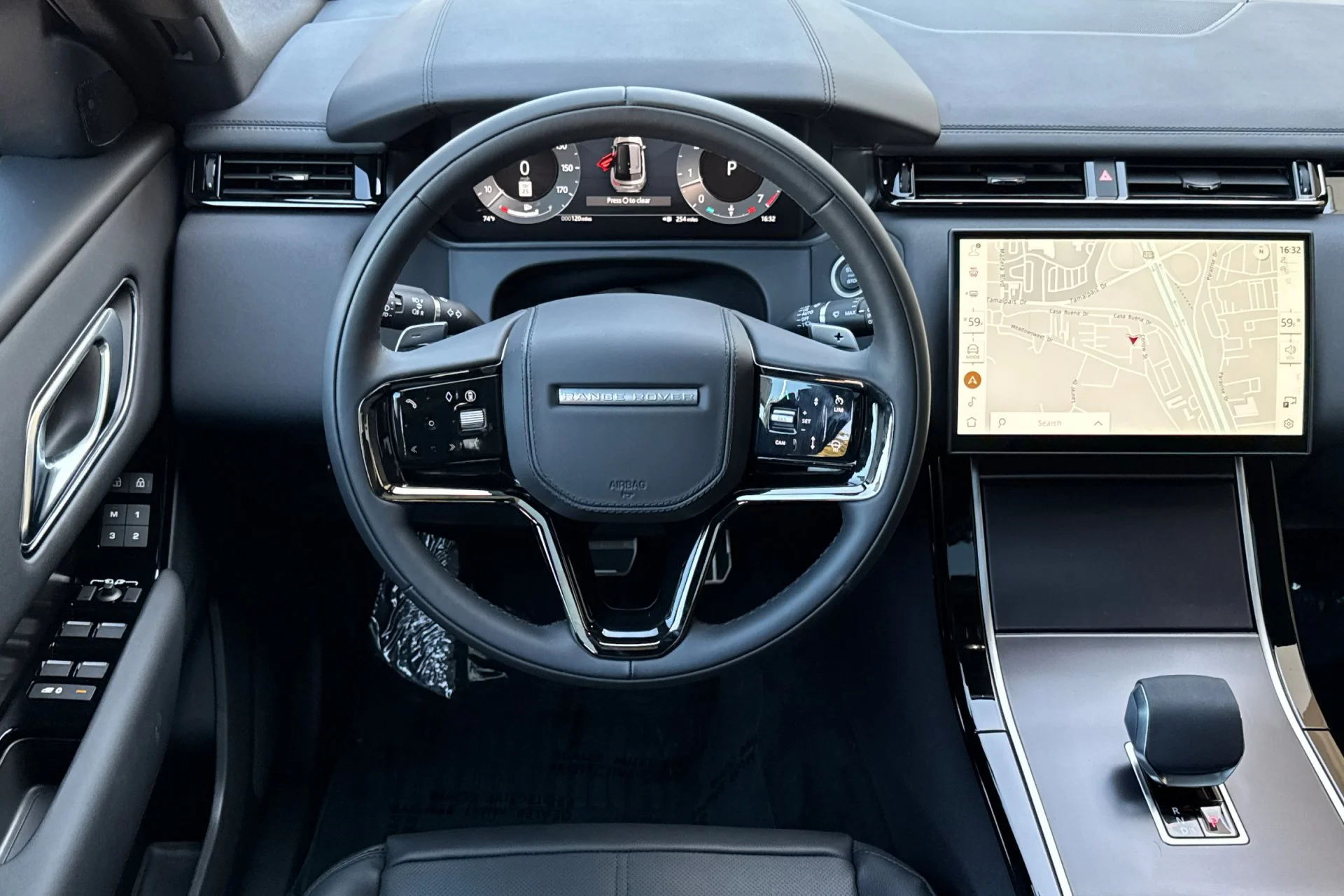2026 Land Rover Range Rover Velar Dynamic SE - Photo 15