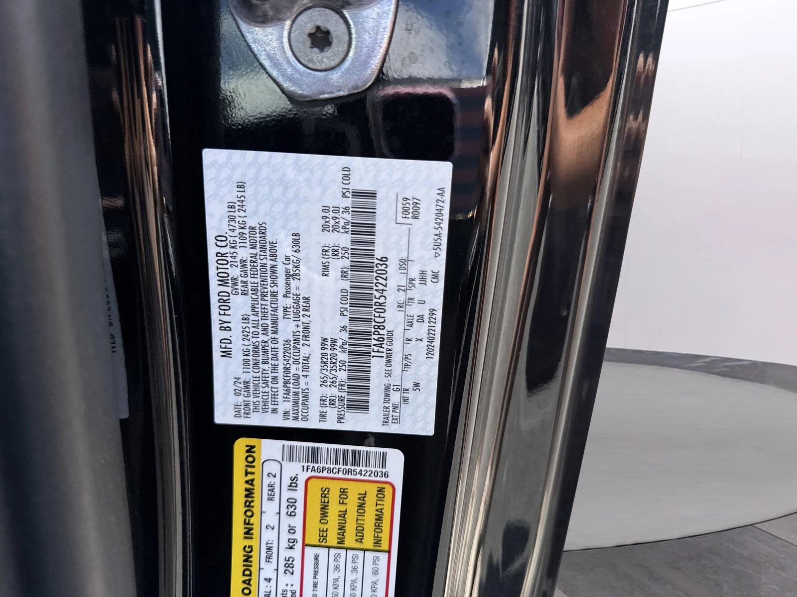 Used 2024 Shadow Black Ford GT Premium image 33