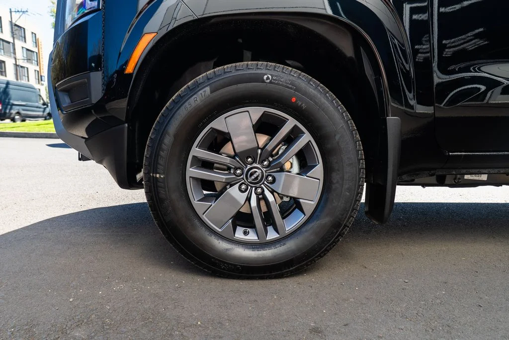 New 2026 Super Black Nissan Crew Cab SV image 7