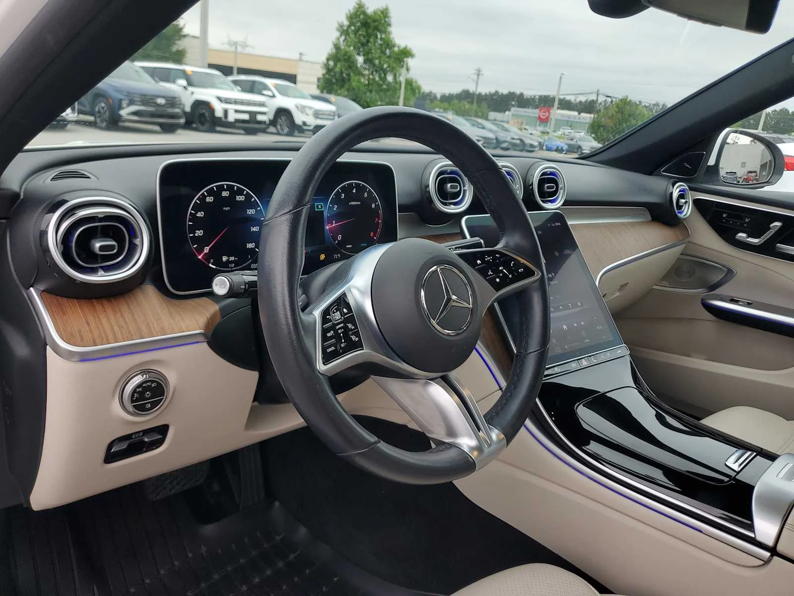 Used 2023 Polar White Mercedes-Benz C 300 image 13
