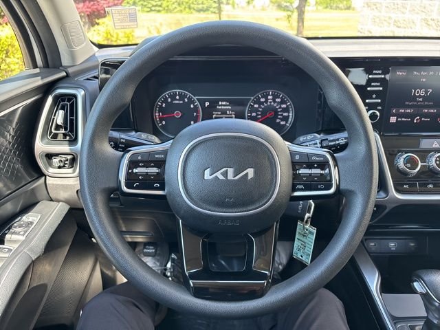 Used 2023 White Kia LX image 18