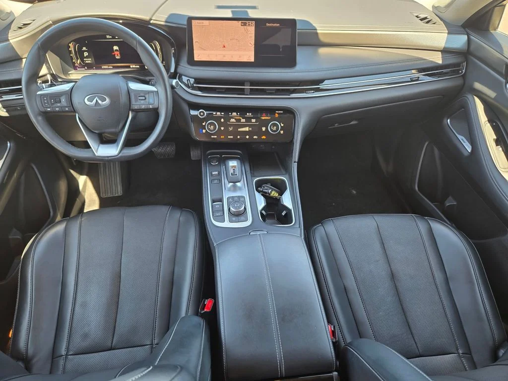 Used 2023 Graphite Shadow INFINITI LUXE image 13