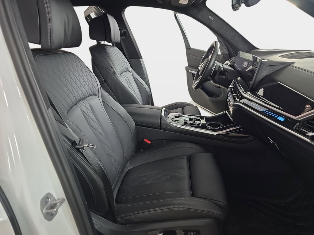 Certified Used 2025 Mineral White Metallic BMW M60i image 9