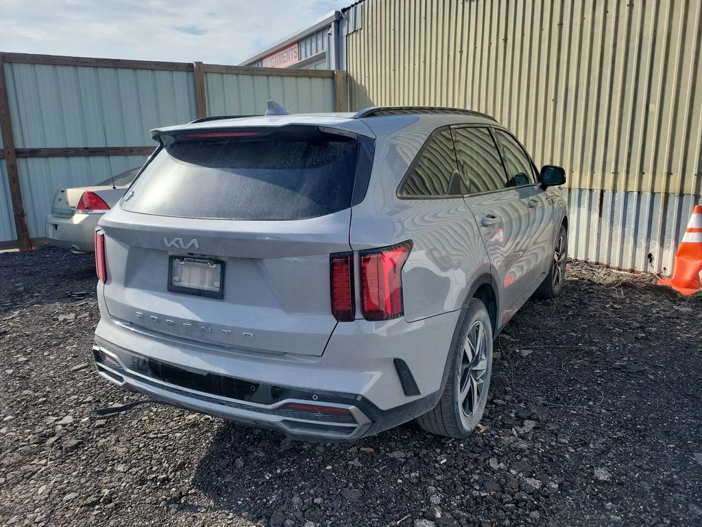 Used 2022 Gray Kia EX image 6