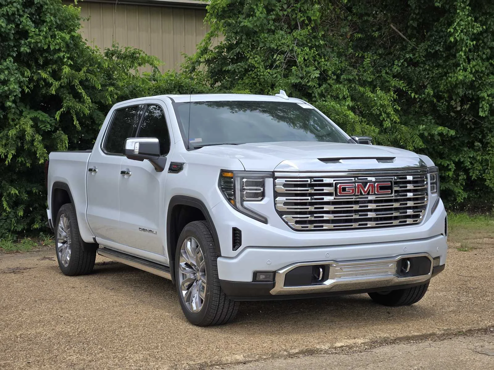 New 2026 Glacier White Tricoat GMC Denali image 2