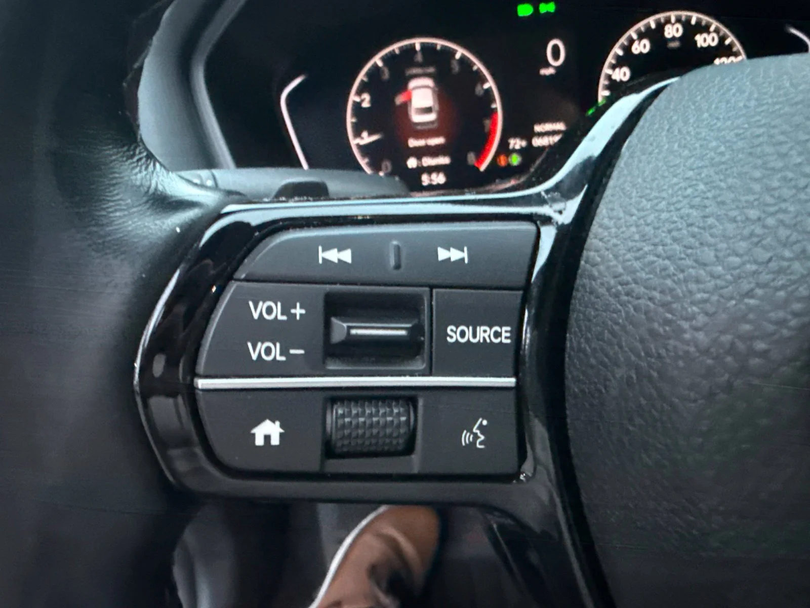 Used 2022  Honda Sport image 18