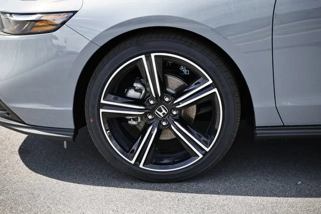New 2026 Urban Gray Pearl Honda SE image 5
