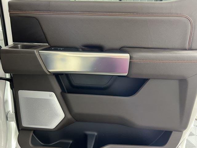New 2025 Star White Metallic Tri-Coat Ford King Ranch® image 30