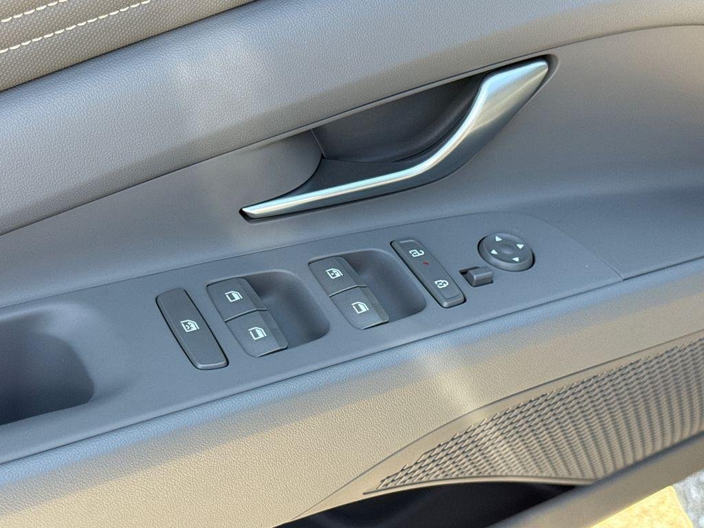 New 2026 Black Hyundai SEL Sport Premium image 19