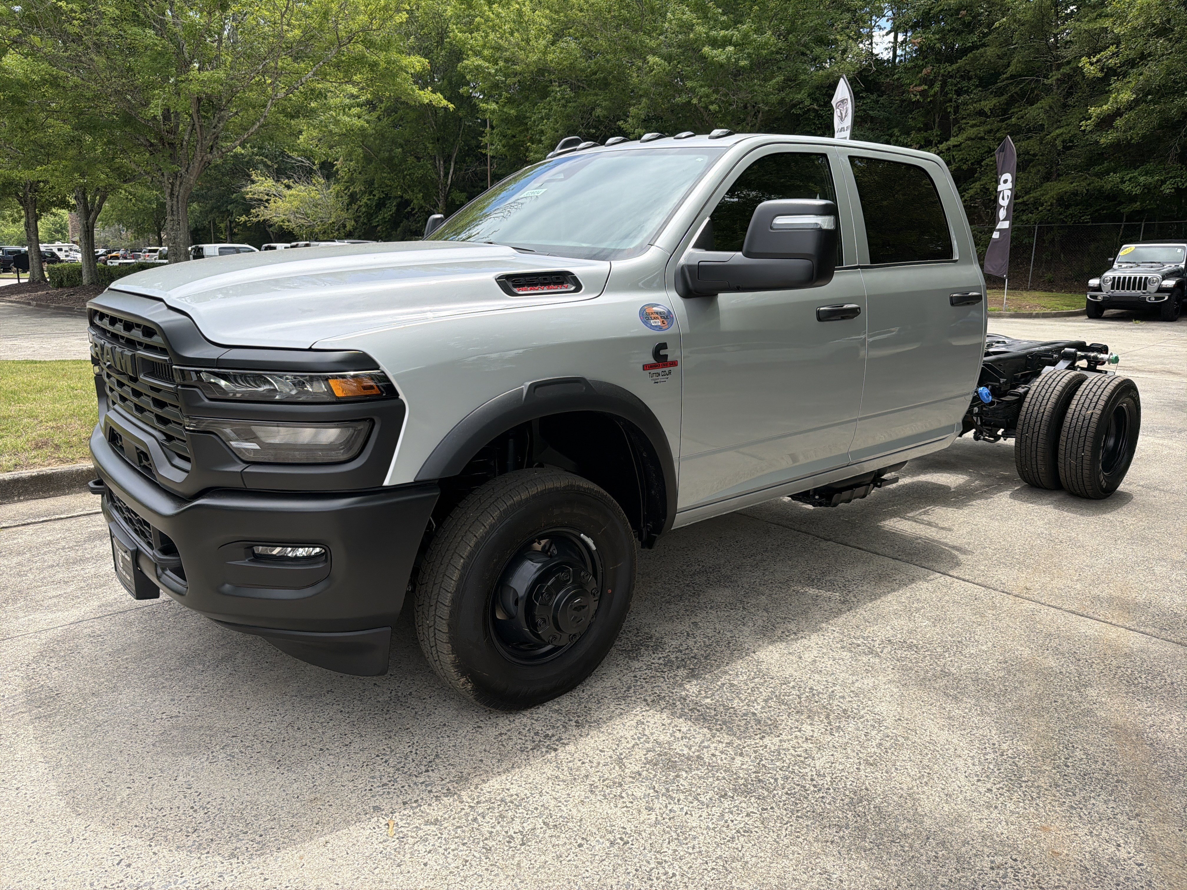 New 2026 Silver Zynith RAM Tradesman image 3