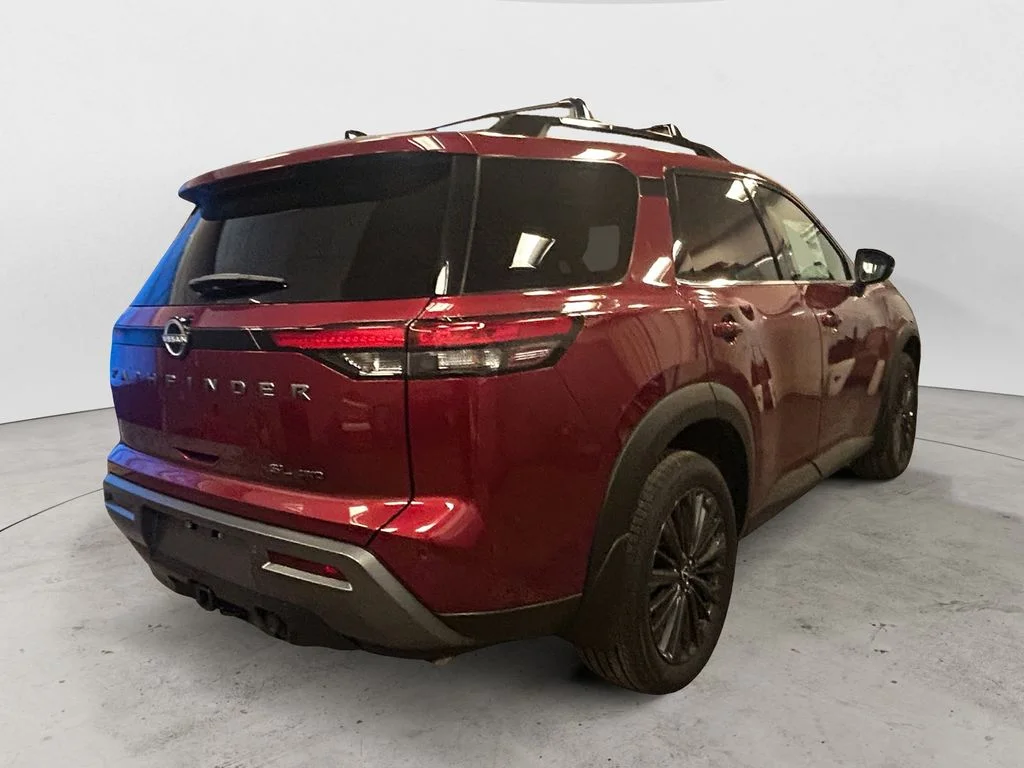 New 2026 Scarlet Nissan SL image 5